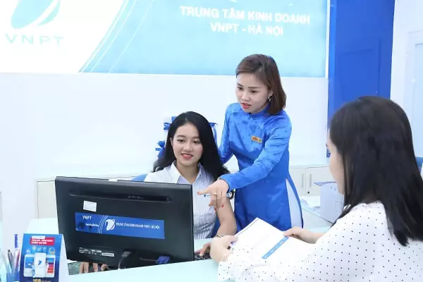 diem_giao_dich_vnpt_ha_noi_ho_tro_khach_hang