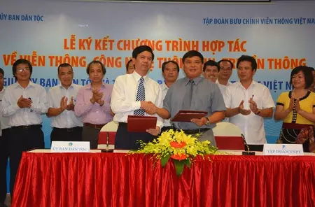 Lễ ký kết Chương trình hợp tác về Viễn thông VNPT